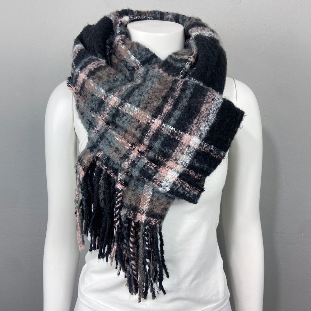 Steve Madden Plaid Wrap Scarf Womens OS Pink Black Grey Oversized Fringe Shawl